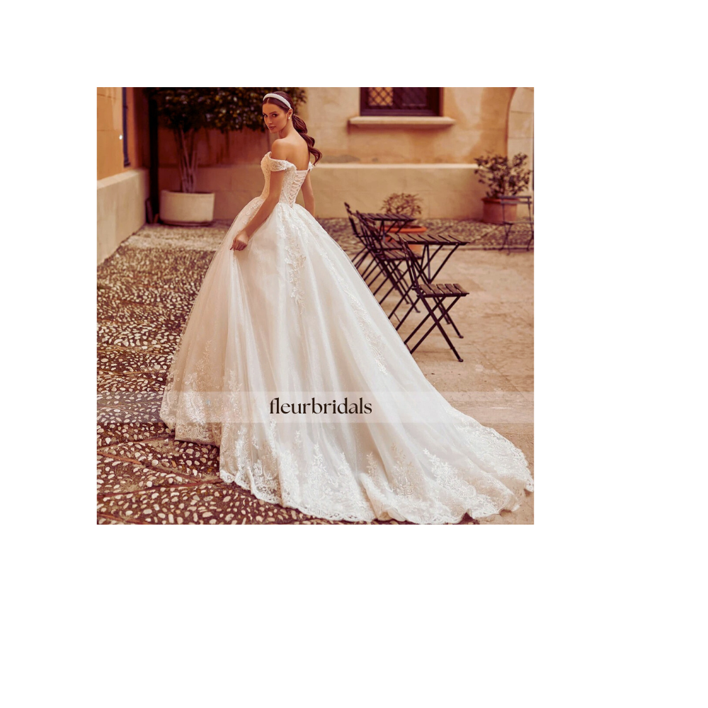 Customized Sexy Boat Neck Backless Lace Princess Wedding Dresses Luxury Appliques Beaded Court Train A Line Vintage Bridal Gowns - Fleur Bridals