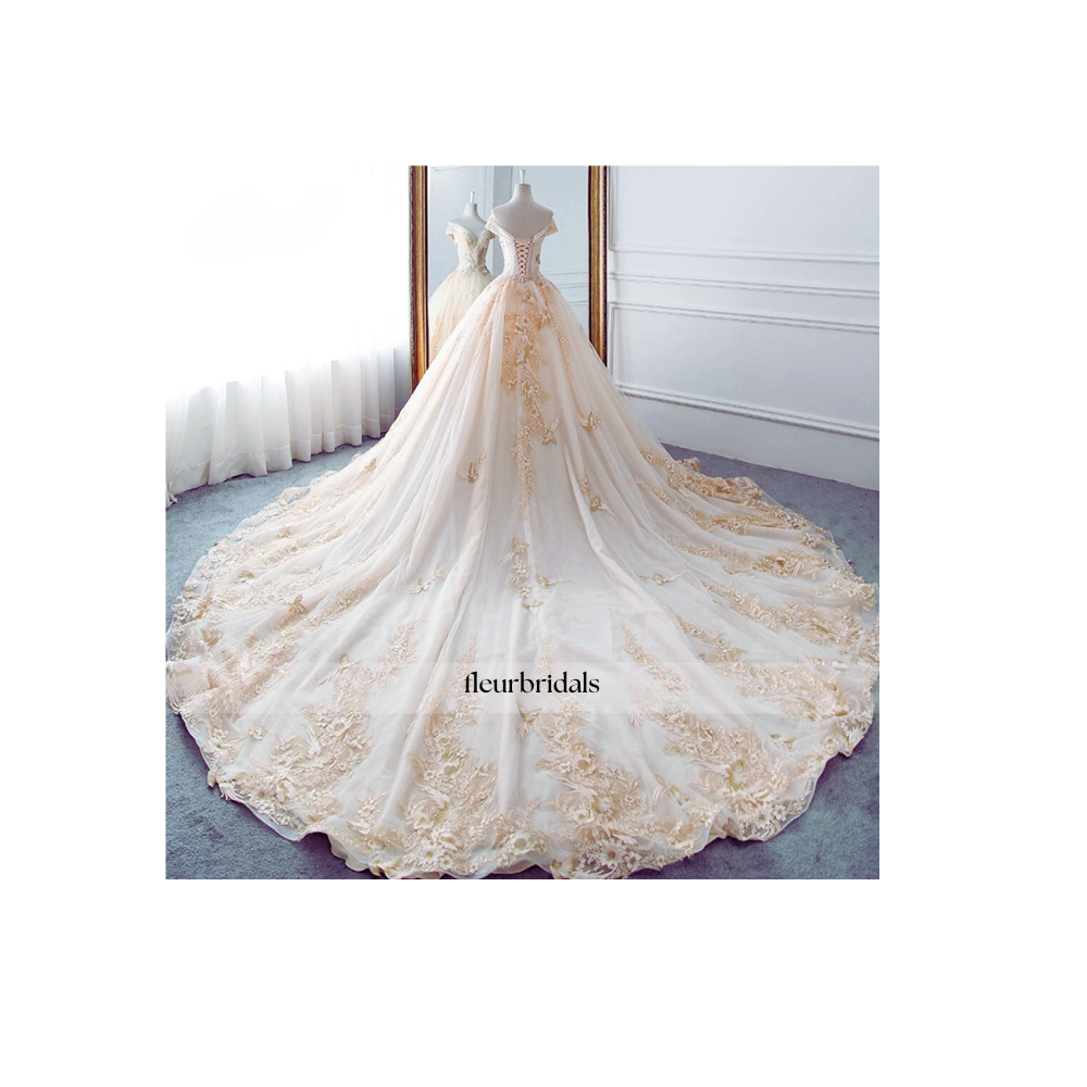 Customized Lace Ball Gown Wedding Dresses Luxury Boat Neck Appliques Beaded Royal Train Vintage Bridal Gown - Fleur Bridals