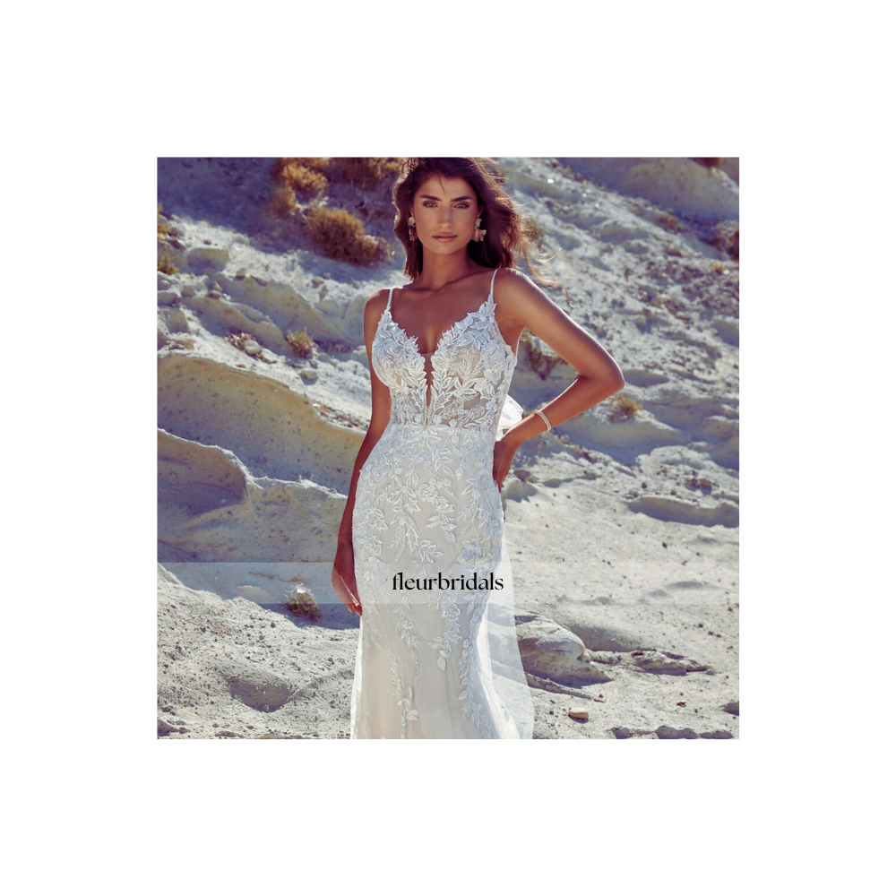 Mermaid Vintage Wedding Dress | Sweetheart Spaghetti Straps, Embroidery Appliques & Back Bow - Fleur Bridals