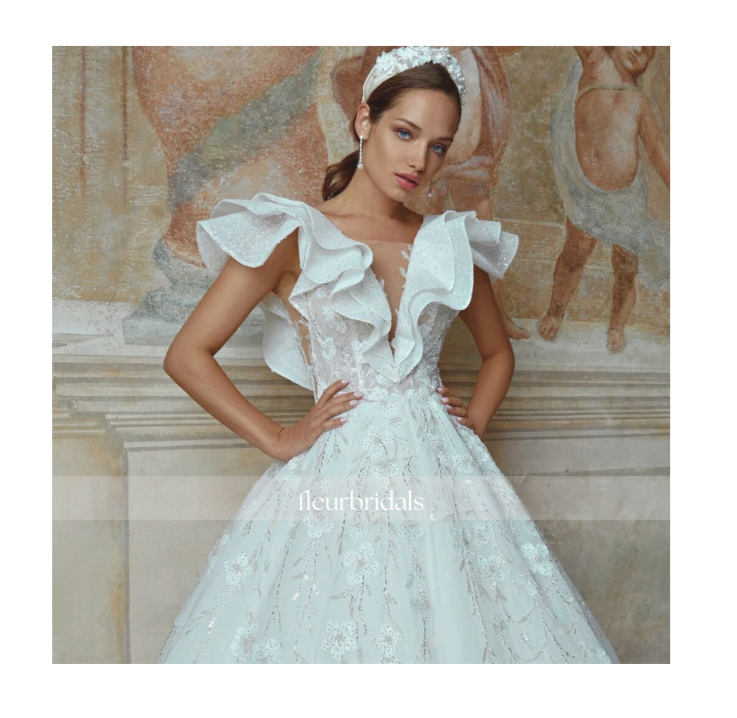 Sexy Backless Short Sleeve Lace Vintage Wedding Dresses Luxury V Neck Appliques Beaded Court Train A Line Bridal Gown