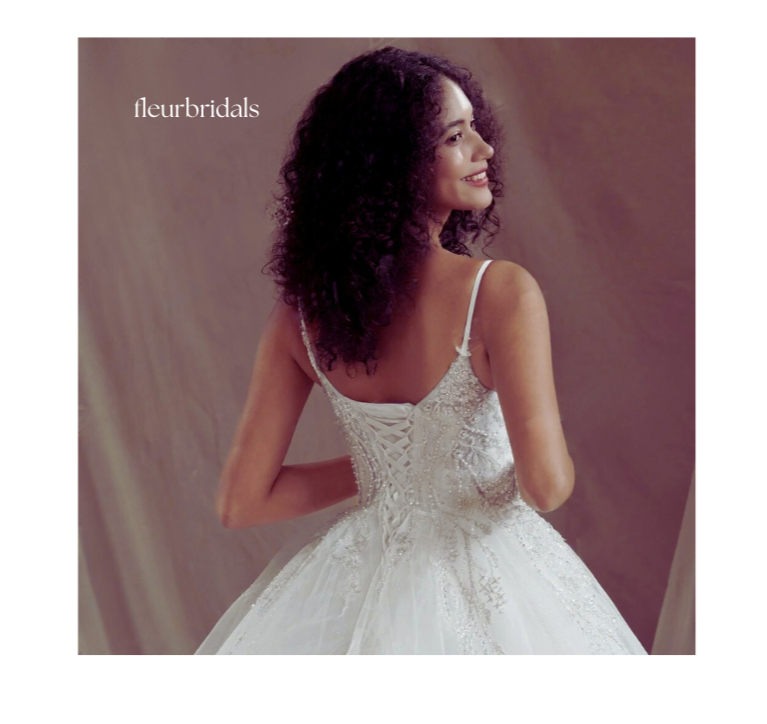 Customized Sexy Spaghetti Straps Deep V Neck Glitter Wedding Dresses Summer For Women Beading Bride Bridal Gown