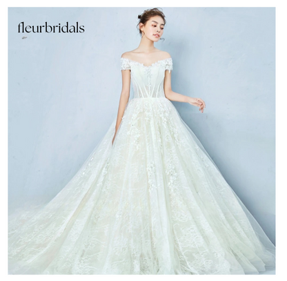 Sexy V Neck Ball Gown Lace Wedding Dresses Appliques Beaded Vintage Bride dress - Fleur Bridals 