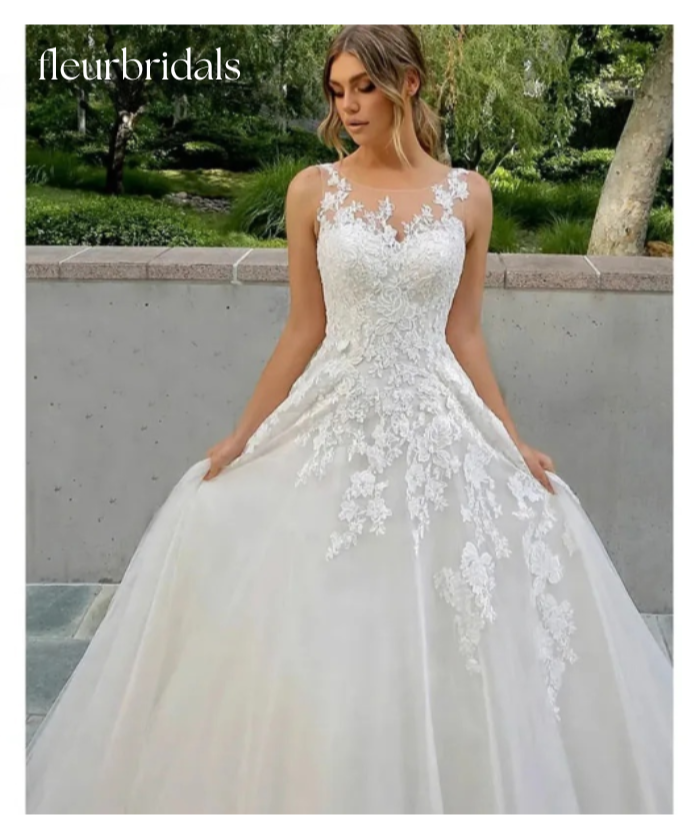 Elegant Wedding Dress A-Line O-Neck Boho Lace Appliques Illusion Back Tulle Bride Gown