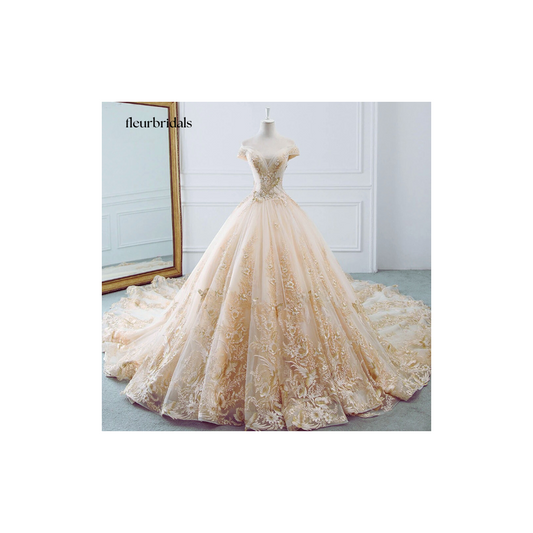 Customized Lace Ball Gown Wedding Dresses Luxury Boat Neck Appliques Beaded Royal Train Vintage Bridal Gown - Fleur Bridals 