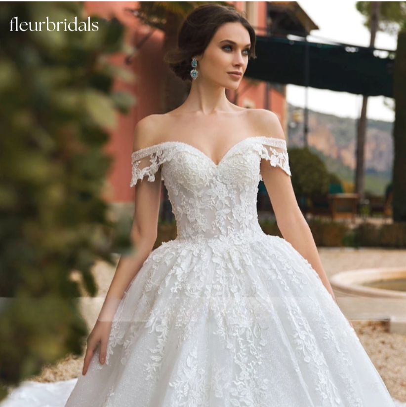 Luxury Wedding Dresses For Women 2024 Beaded Sweetheart Lace Up Appliques Cathedral Wedding Gown Vestidos De Novia